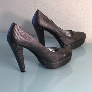 Calvin Klein Platform Heels Dark Silver Snake Print Size 8